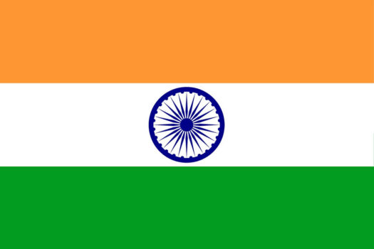 Quốc kỳ Ấn Độ với Ashoka Chakra ở trung tâm